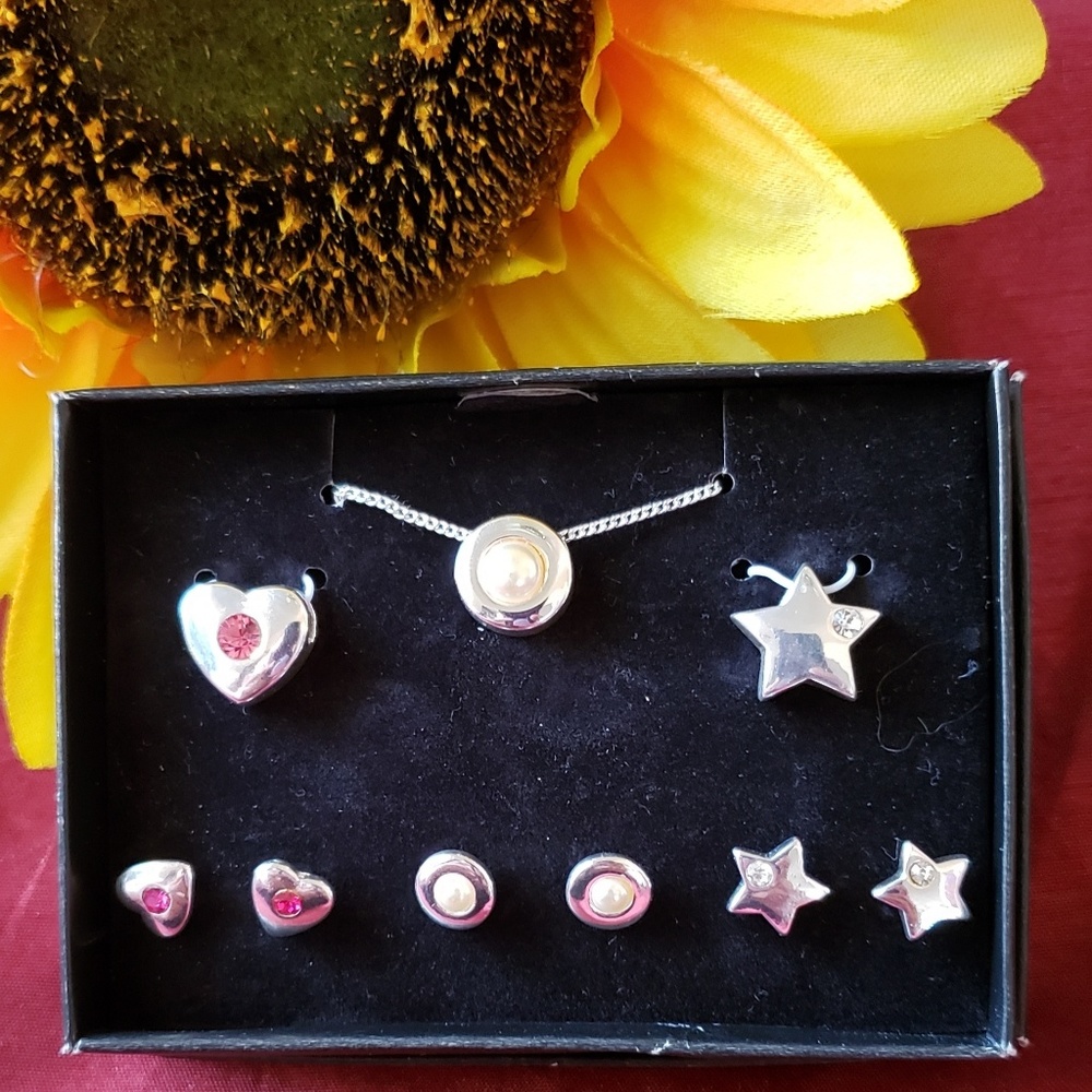 Interchangeable Necklace & Earrings 6pc Gift Set - Picture 2 of 4